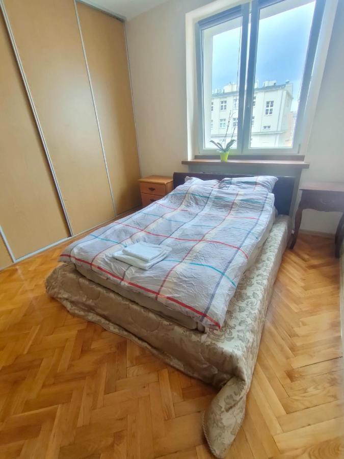 City Centre Apartment - Poznań Exteriör bild